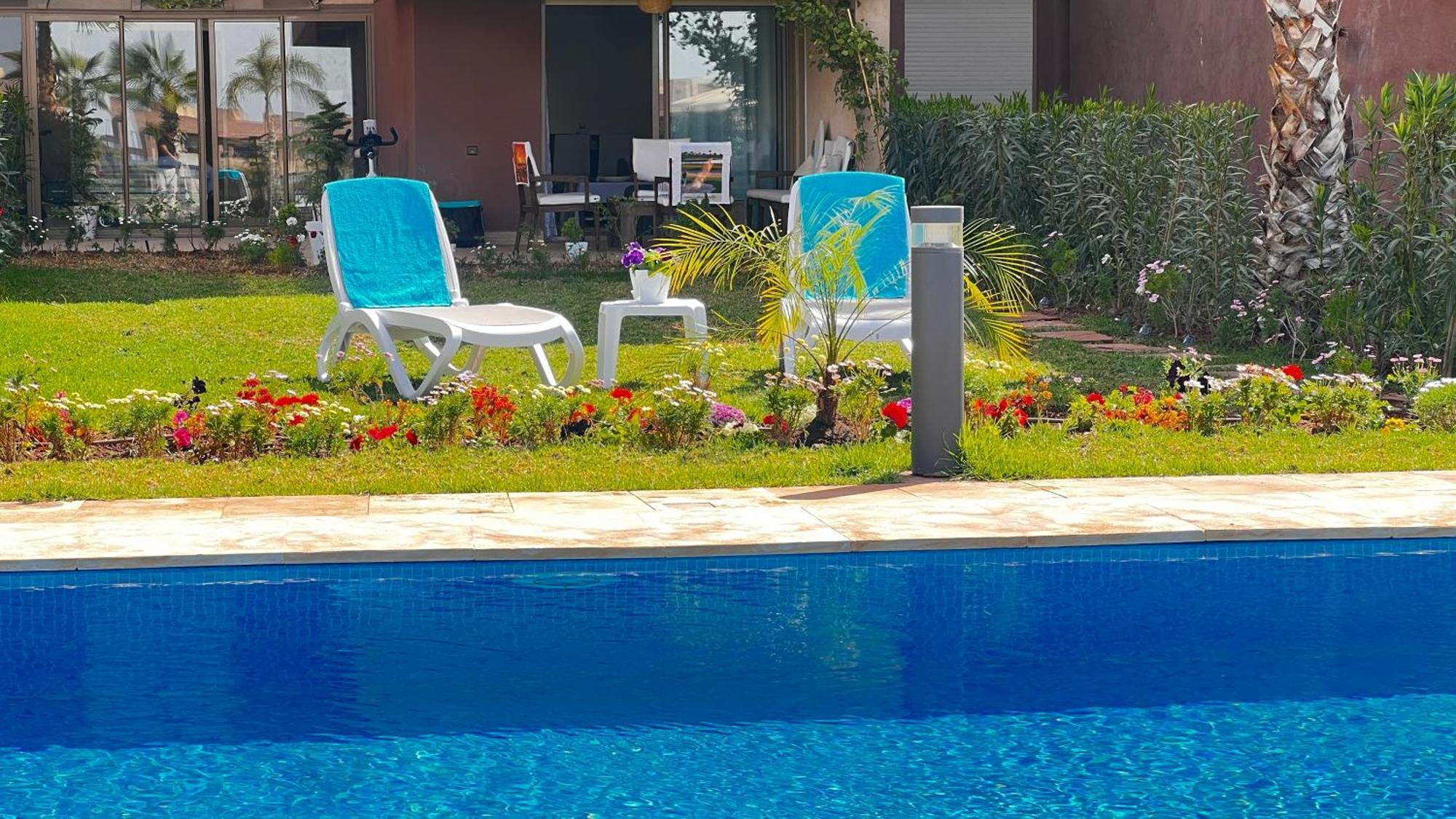 Appartement De Luxe Avec Jardin Vue Sur La Piscine Golf Securise 24H Sur 24 A 5 Minutes De L Aeroport マラケシュ エクステリア 写真