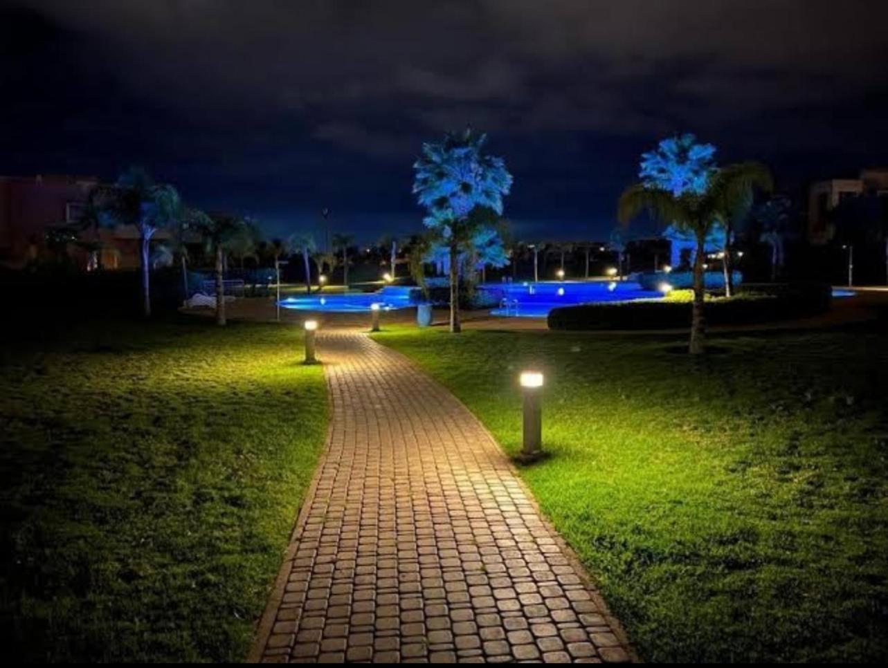 Appartement De Luxe Avec Jardin Vue Sur La Piscine Golf Securise 24H Sur 24 A 5 Minutes De L Aeroport マラケシュ エクステリア 写真