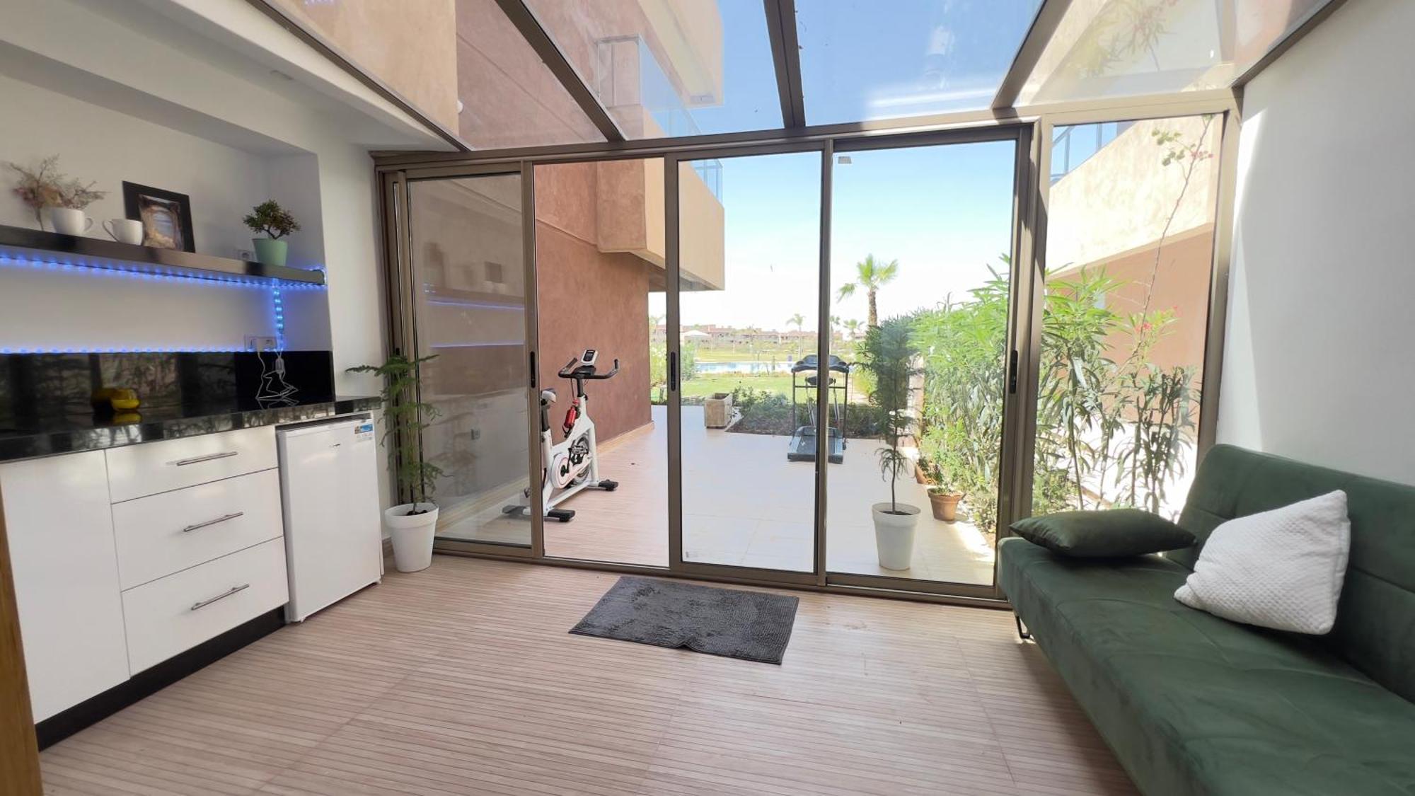 Appartement De Luxe Avec Jardin Vue Sur La Piscine Golf Securise 24H Sur 24 A 5 Minutes De L Aeroport マラケシュ エクステリア 写真