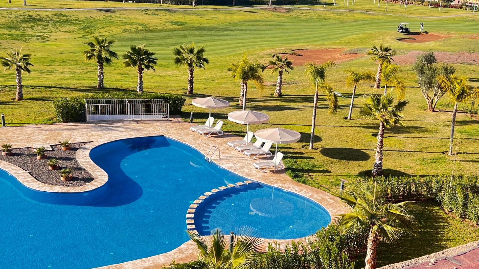 Appartement De Luxe Avec Jardin Vue Sur La Piscine Golf Securise 24H Sur 24 A 5 Minutes De L Aeroport マラケシュ エクステリア 写真